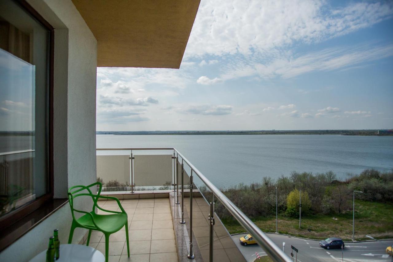 Bella Vista Summerland Mamaia Exterior foto