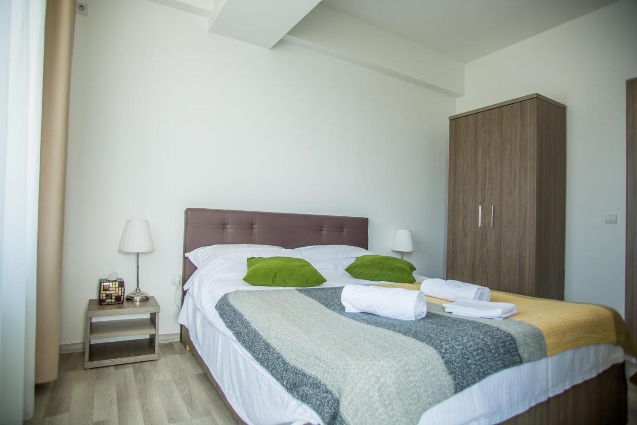 Bella Vista Summerland Mamaia Exterior foto