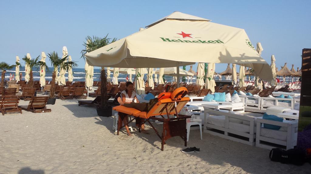 Bella Vista Summerland Mamaia Exterior foto